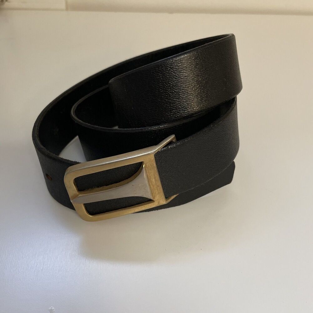 Vintage Unique Black Belt 95 Cm 2 Toned Buckle , 43”‎ Total Length